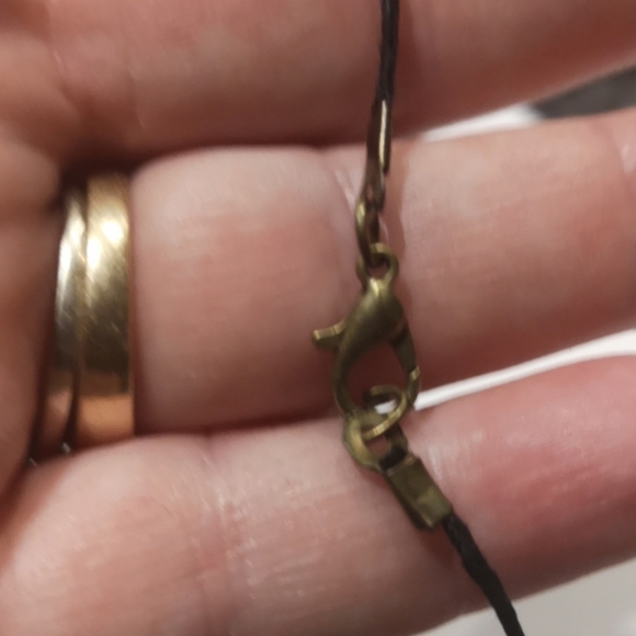 Opalite leaf shaped pendant necklace - Picture 3 of 4